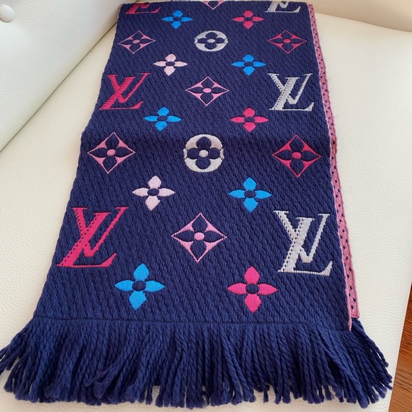 Louis Vuitton Logomania Rainbow Wool Scarf - Picture 6 of 7
